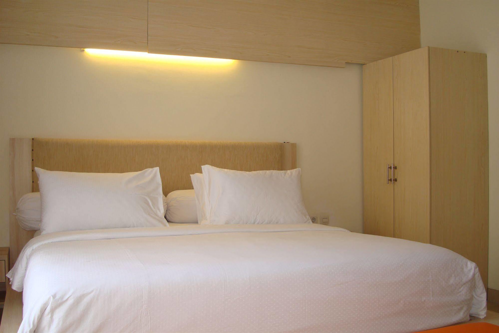 קוטה לומבוק Ap Suite Apartment מראה חיצוני תמונה